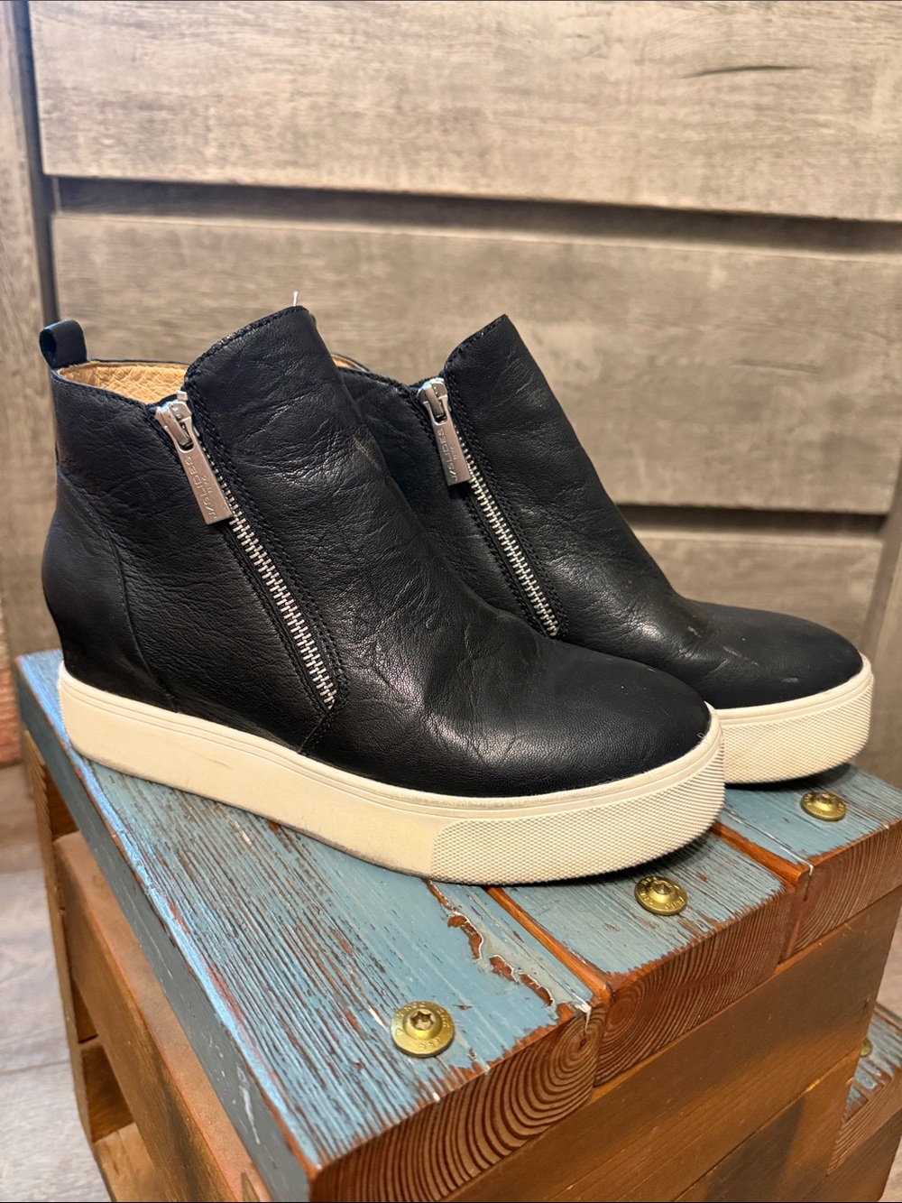 Women’s J/Slides Black Leather Wedge Sneaker with Side Zippers